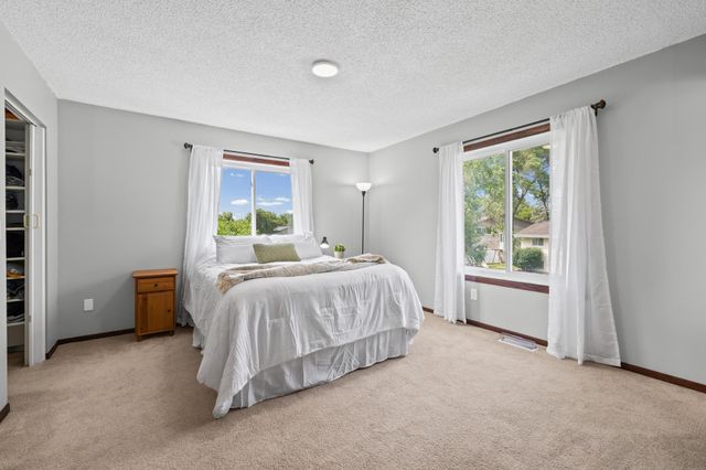 13324 Lynn Avenue, Savage, MN 55378