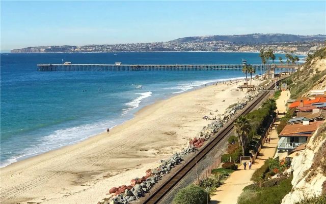 252 Avenida Lobeiro, San Clemente, CA 92672