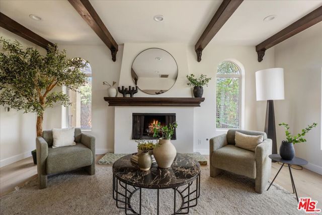 3249 Bennett Drive, Los Angeles, CA 90068