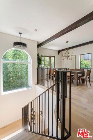 3249 Bennett Drive, Los Angeles, CA 90068