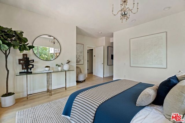 3249 Bennett Drive, Los Angeles, CA 90068