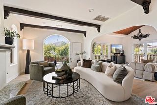 3249 Bennett Drive, Los Angeles, CA 90068
