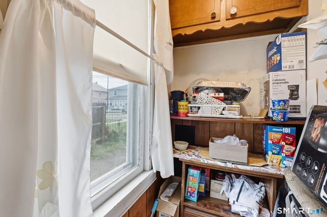 44 Sisson Street, East Hartford, CT 06118