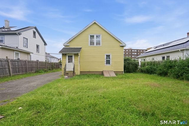 44 Sisson Street, East Hartford, CT 06118