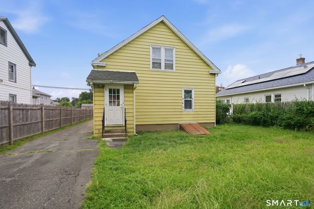 44 Sisson Street, East Hartford, CT 06118