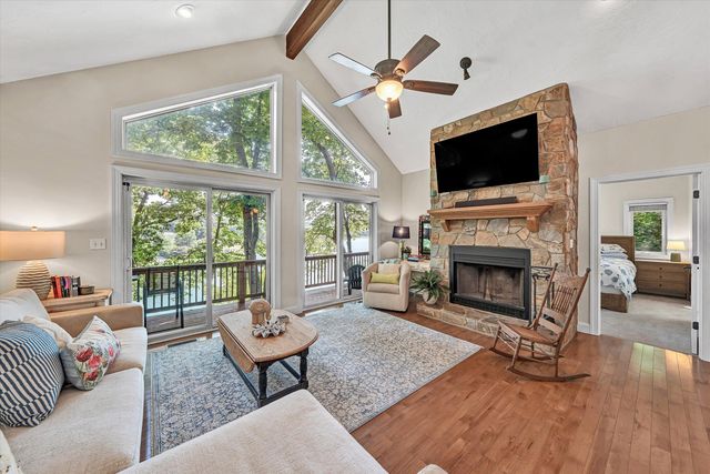 335 Lakecrest DR, Hardy, VA 24101