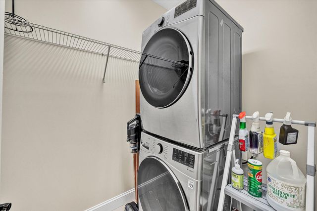 335 Lakecrest DR, Hardy, VA 24101