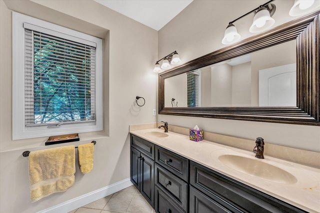 335 Lakecrest DR, Hardy, VA 24101