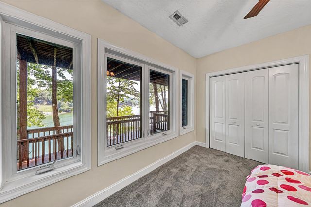 335 Lakecrest DR, Hardy, VA 24101
