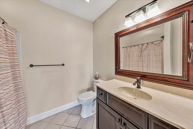 335 Lakecrest DR, Hardy, VA 24101