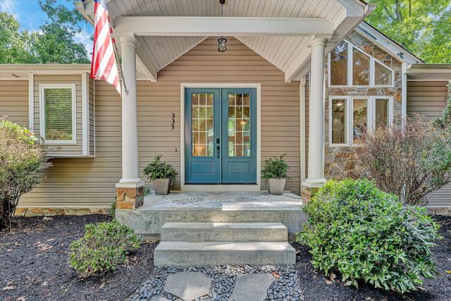 335 Lakecrest DR, Hardy, VA 24101