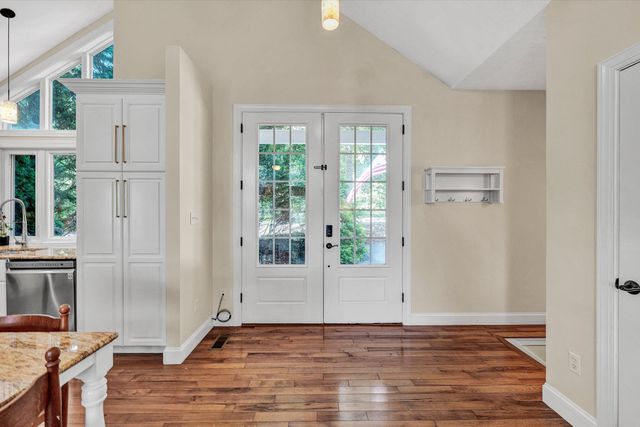 335 Lakecrest DR, Hardy, VA 24101