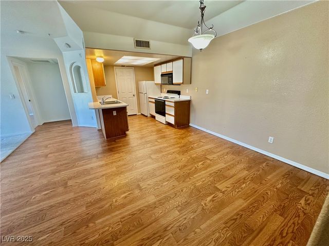 3550 Bay Sands Drive 2097, Laughlin, NV 89029