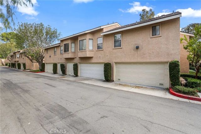 5722 E Stillwater 94, Orange, CA 92869