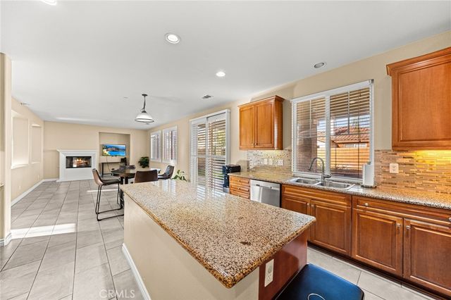 11002 Persimmon, Fontana, CA 92337