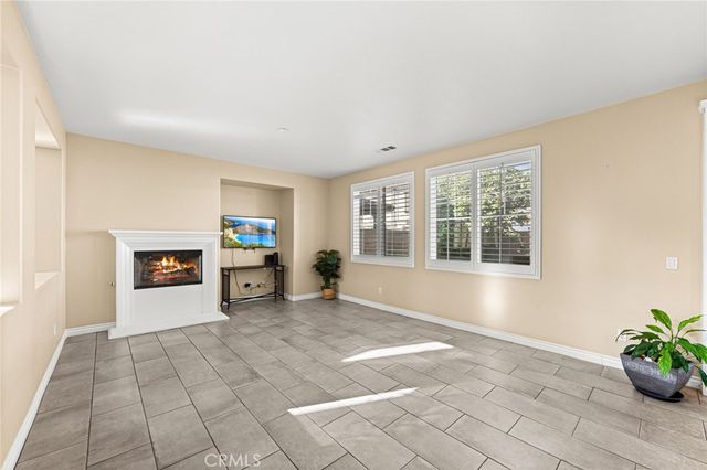 11002 Persimmon, Fontana, CA 92337