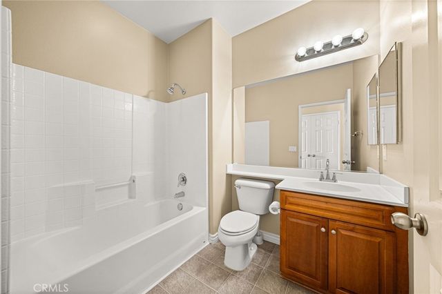 11002 Persimmon, Fontana, CA 92337