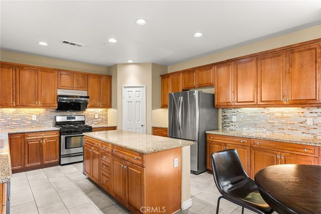 11002 Persimmon, Fontana, CA 92337