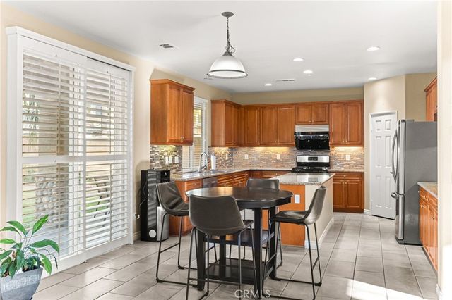 11002 Persimmon, Fontana, CA 92337