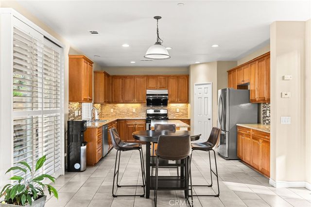 11002 Persimmon, Fontana, CA 92337