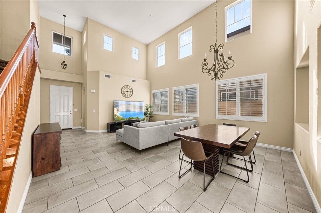 11002 Persimmon, Fontana, CA 92337 — photo 5