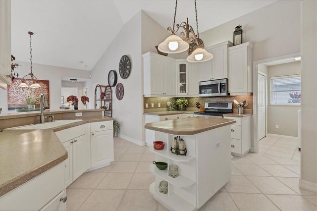 42 MEDALIST LANE, Rotonda West, FL 33947