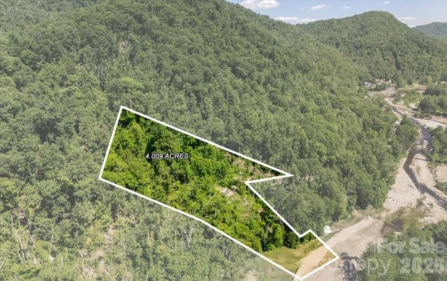 1458 Riverview Road 1, Burnsville, NC 28714