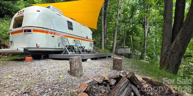 1458 Riverview Road 1, Burnsville, NC 28714