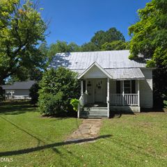 301 W Hill Street, Benson, NC 27504