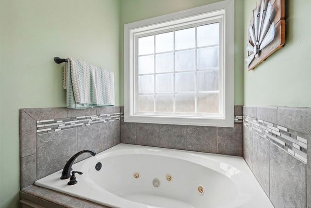 1213 Rivercrest Dr, Murfreesboro, TN 37129