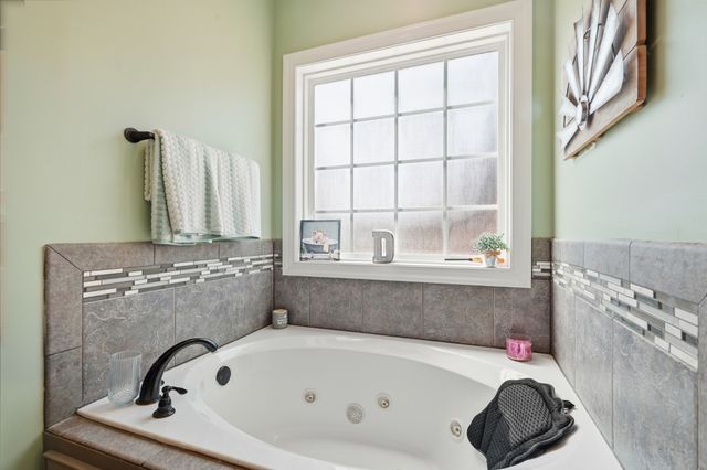 1213 Rivercrest Dr, Murfreesboro, TN 37129