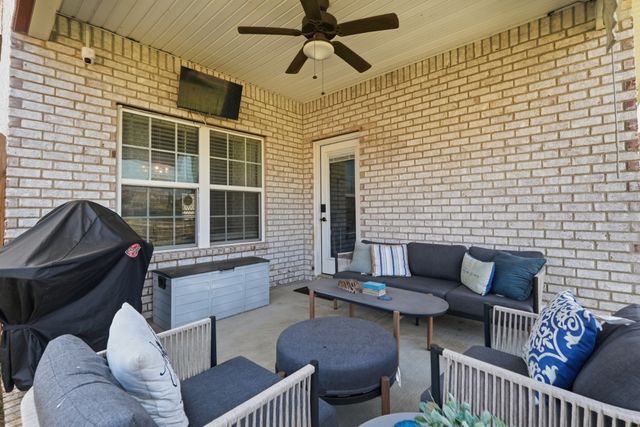 1213 Rivercrest Dr, Murfreesboro, TN 37129