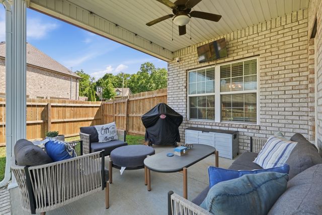 1213 Rivercrest Dr, Murfreesboro, TN 37129