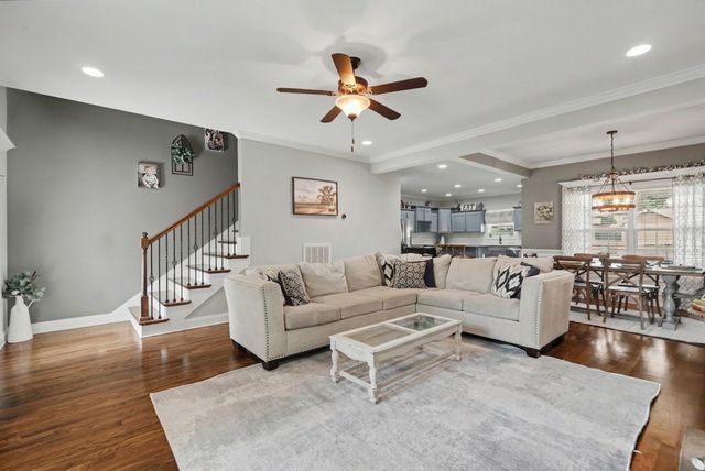 1213 Rivercrest Dr, Murfreesboro, TN 37129