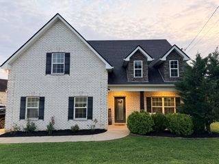 1213 Rivercrest Dr, Murfreesboro, TN 37129