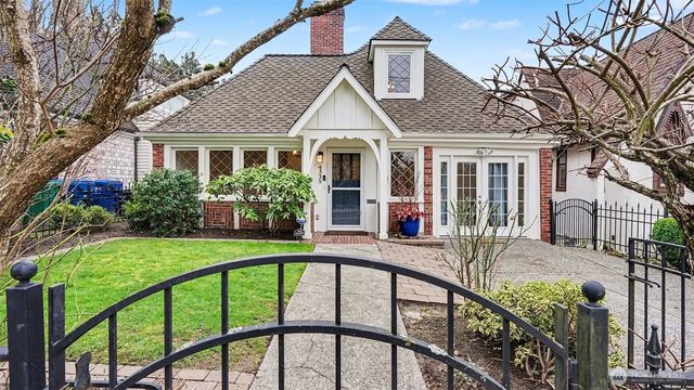 4335 NE 45th Street, Seattle, WA 98105