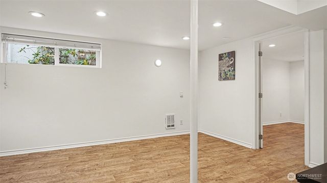 4335 NE 45th Street, Seattle, WA 98105