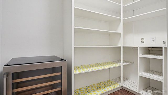 4335 NE 45th Street, Seattle, WA 98105