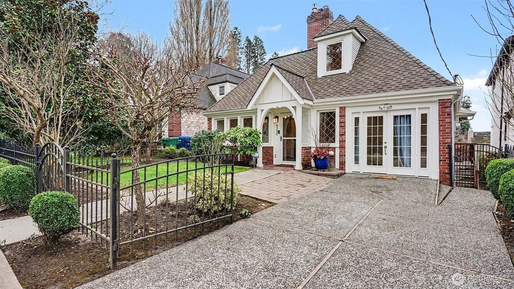 4335 NE 45th Street, Seattle, WA 98105