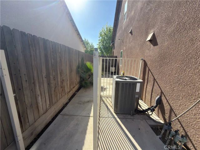 4766 Beckman, Merced, CA 95348