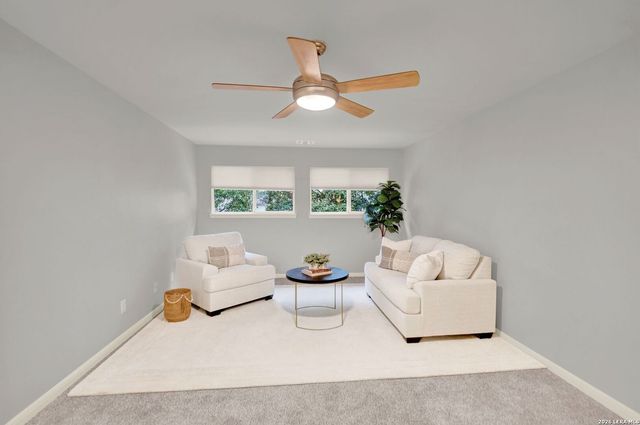 9223 TAY DR, Helotes, TX 78023