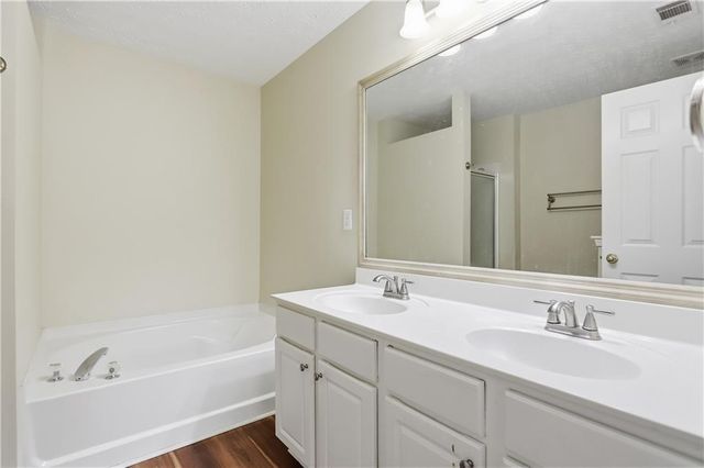 465 Lantern Wood Drive, Scottdale, GA 30079
