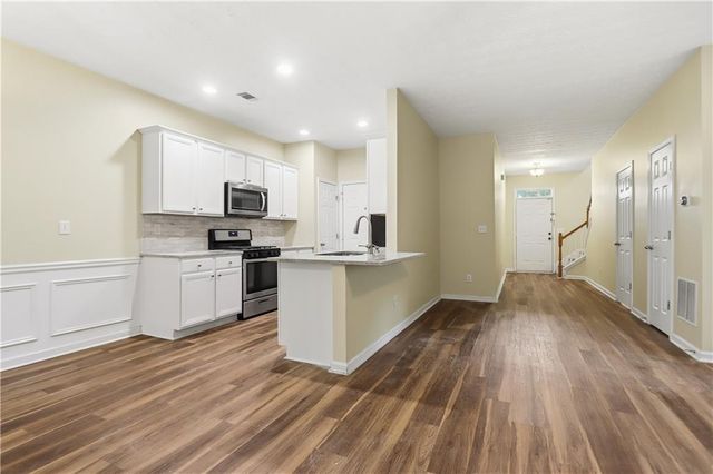 465 Lantern Wood Drive, Scottdale, GA 30079