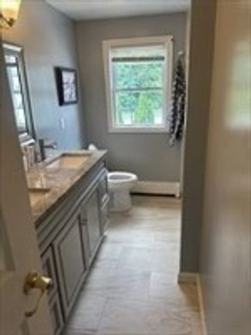 3-A Friedel Street, Worcester, MA 01603