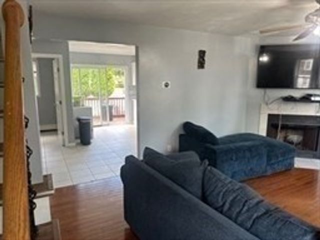 3-A Friedel Street, Worcester, MA 01603