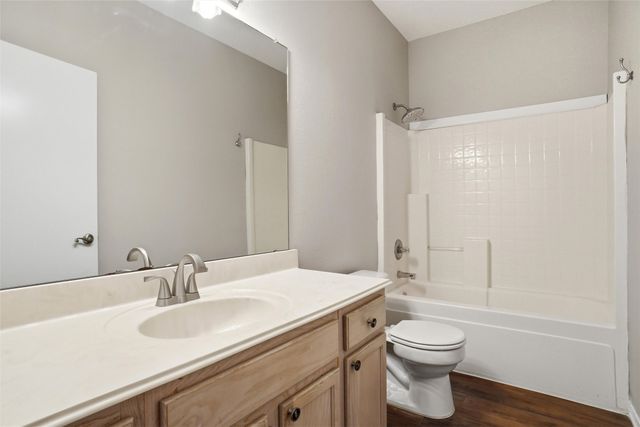 3932 Parkhaven Drive, Denton, TX 76210