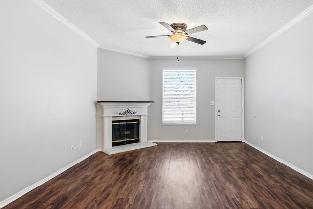 3932 Parkhaven Drive, Denton, TX 76210