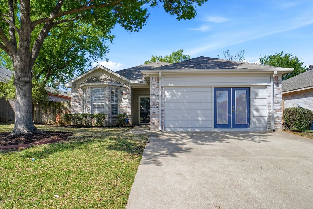 3932 Parkhaven Drive, Denton, TX 76210