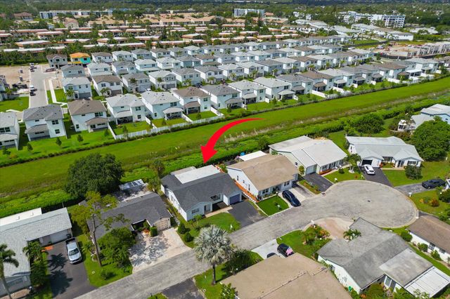 7198 E Pine Forest Cir Circle E, Lake Worth, FL 33467