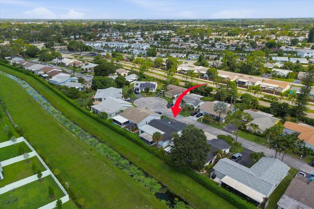 7198 E Pine Forest Cir Circle E, Lake Worth, FL 33467